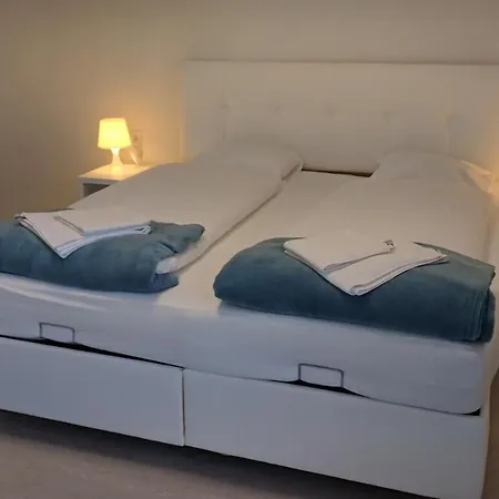 306 London 59m2 4-8 Pers Extra Bedroom Apartment Klagenfurt am Woerthersee
