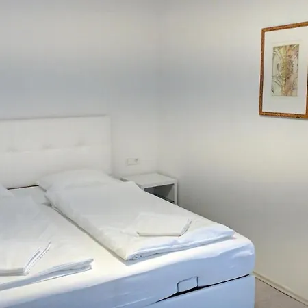 306 London 59m2 4-8 Pers Extra Bedroom Klagenfurt am Woerthersee