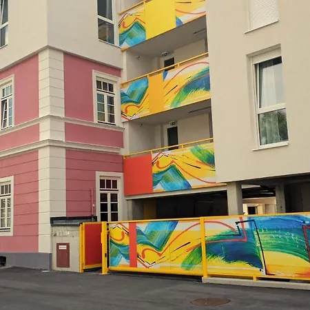 Apartment 306 London 59m2 4-8 Pers Extra Bedroom Klagenfurt am Wörthersee