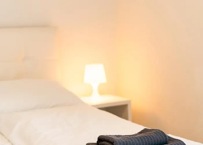 306 London 59m2 4-8 Pers Extra Bedroom דירה קלגנפורט